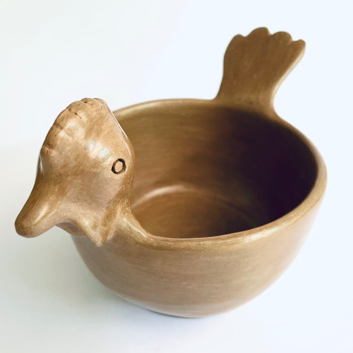 Burnished Clay Hen Salsa Bowl - Tan