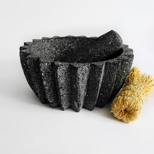 Volcanic Rock Mortar & Pestle - Molcajete - Barrel (Biznaga) Cactus - 8"