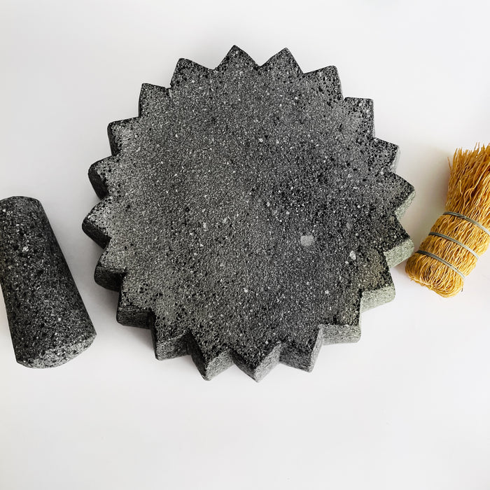 Volcanic Rock Mortar & Pestle - Molcajete - Barrel (Biznaga) Cactus - 10"
