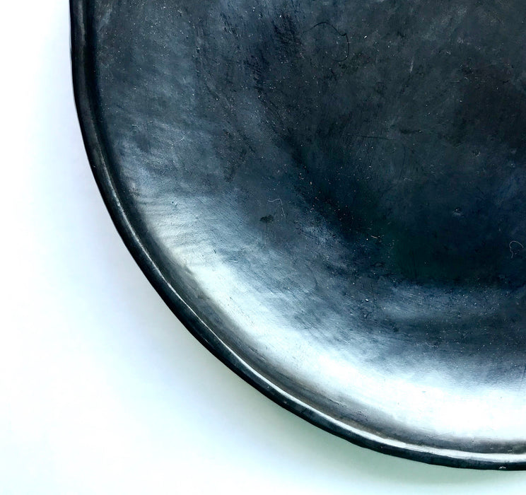 Mexico 1492 - Shiny breakfast plate, handmade from the famous black Oaxacan clay, is a perfect match to a tasty morning snack. Also available in dinner and salad/dessert variant. 
