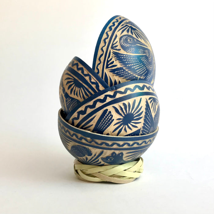 Carved Gourd Mezcal Cup (Jícara de Guaje)
