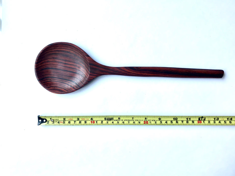 Mexico 1492: Beautiful granadillo hardwood cooking spoons, handmade, with dark red grain combined with lighter wood stem parts. A true luxury kitchen utensil with a generous-sized, wide spoon bowl. 