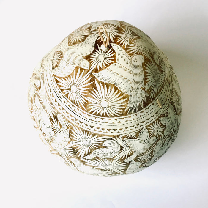 White Carved Gourd Tortillero
