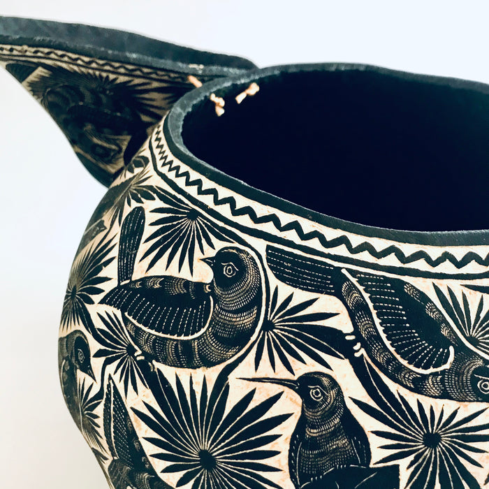 Black Carved Gourd Tortillero