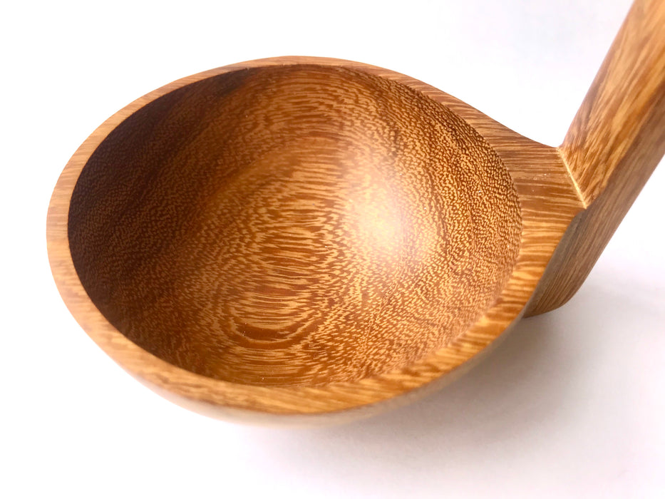 Mexico 1492: A ladle with a long handle and a bird’s head-shaped end, handmade from the cocuite wood by the talented group of nahua artisans, from the south of Veracruz, Mexico. Every individual piece is sanded until smooth. The shiny finish is achieved using the beeswax. No varnish or artificial sealer are used.