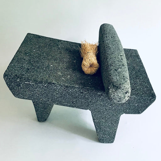 Volcanic Rock Grindstone - Metate - Puebla - 21 x 17cm (8.25 x 6.75”)
