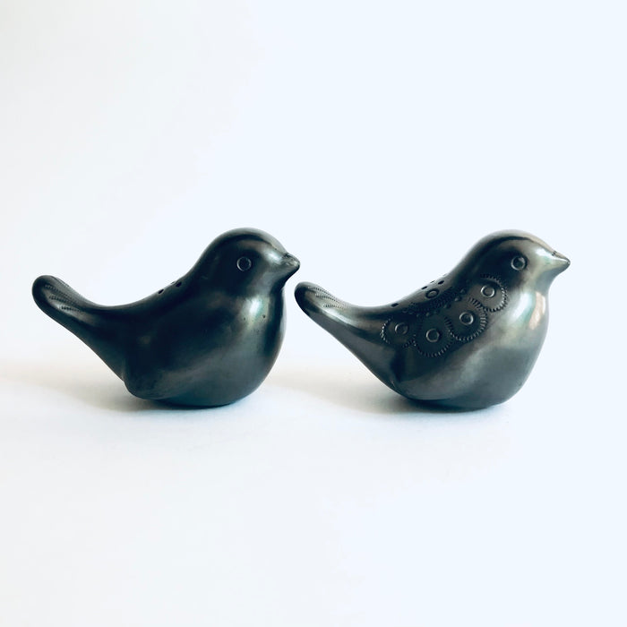 Black Clay Sparrow Shaped Salt and Pepper Shaker Set