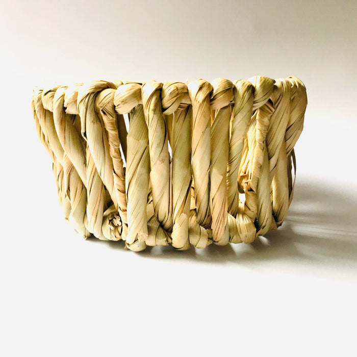 Mexico 1492 - Woven bulrush thread bread basket