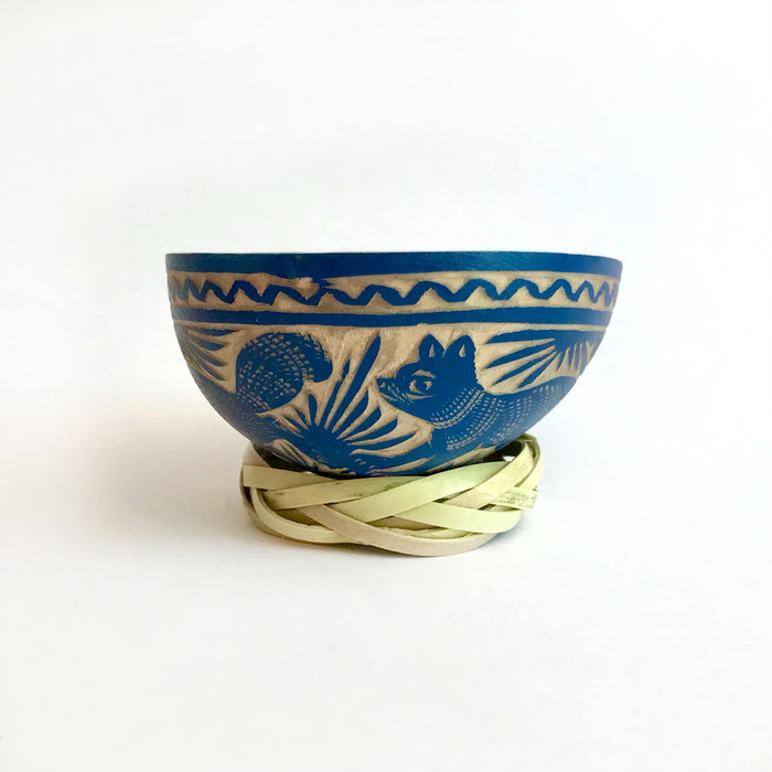 Carved Gourd Mezcal Cup (Jícara de Guaje)