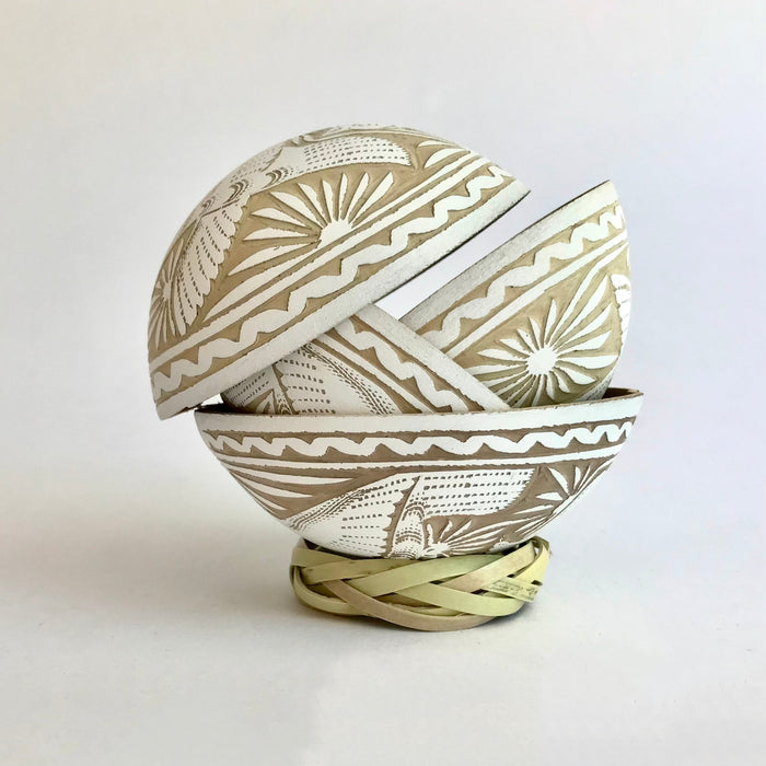 Carved Gourd Mezcal Cup (Jícara de Guaje)