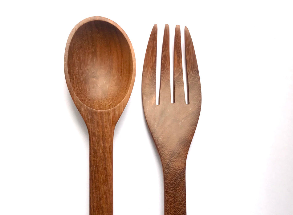 Mexico 1492: Salad utensils, handmade by the talented group of nahua artisans, from the south of Veracruz, Mexico. The spoons and the forks are sanded until smooth. The shiny finish is achieved using the beeswax. No varnish or artificial sealer are used.